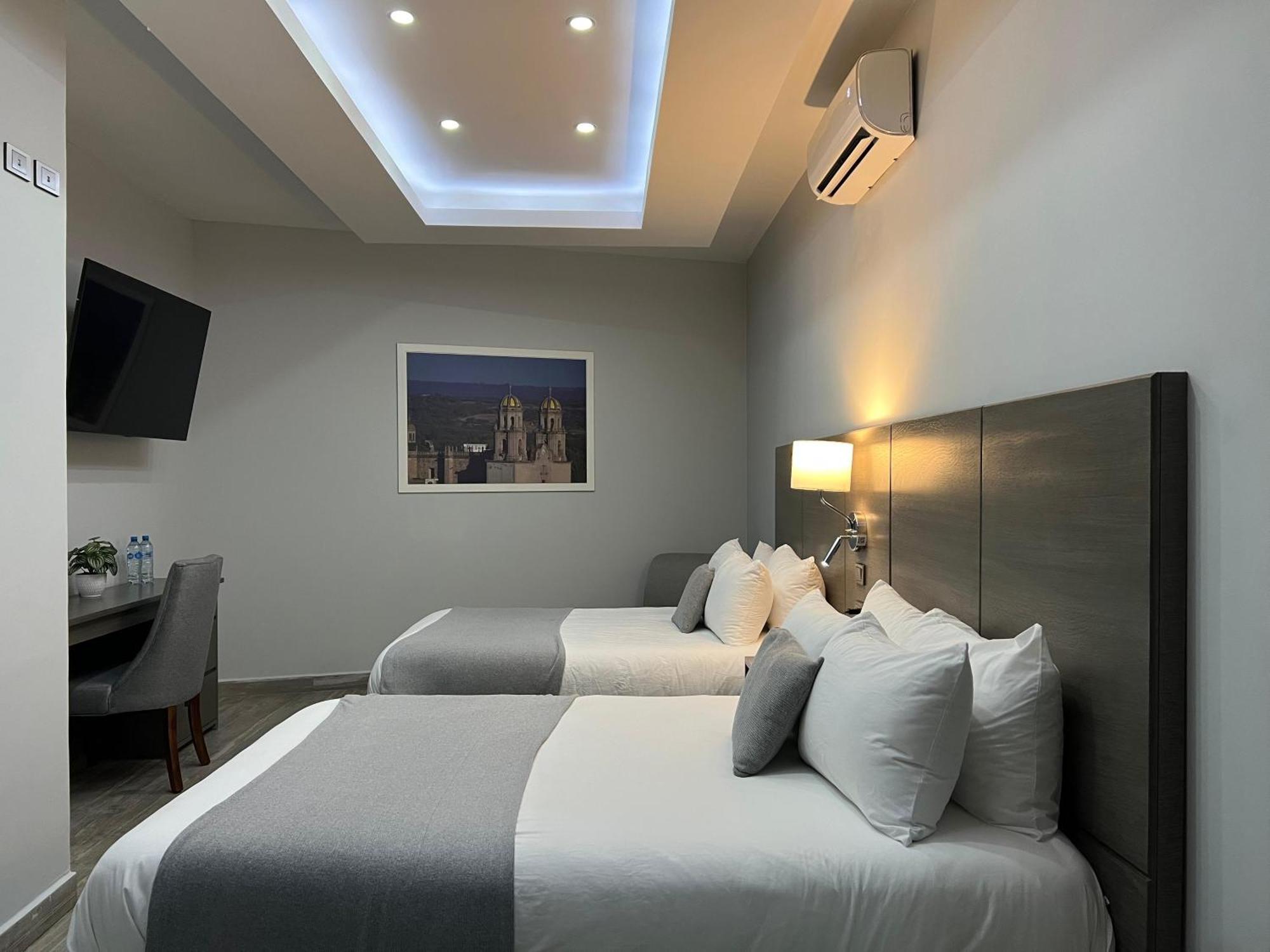 Hotel Gralta Jalostotitlan Ngoại thất bức ảnh