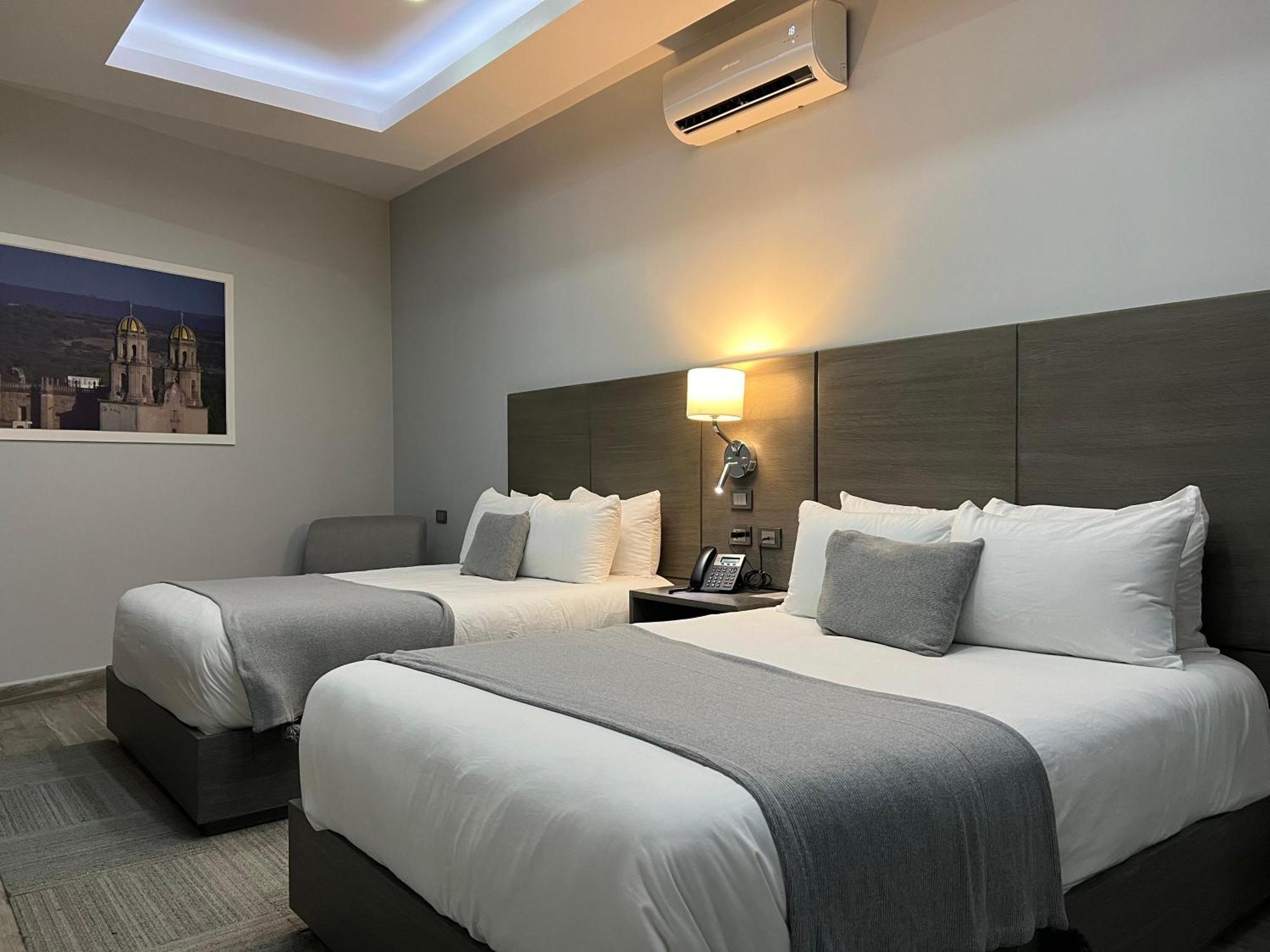 Hotel Gralta Jalostotitlan Ngoại thất bức ảnh